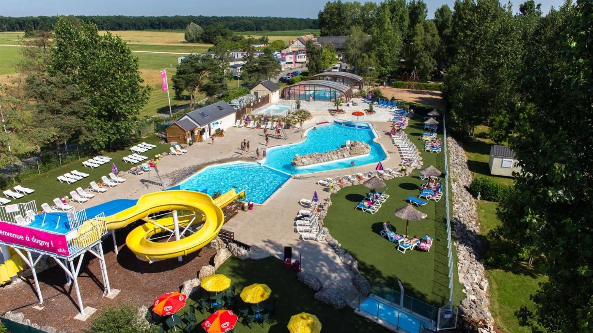 Camping Officiel Siblu Domaine De Dugny Онзен Екстер'єр фото