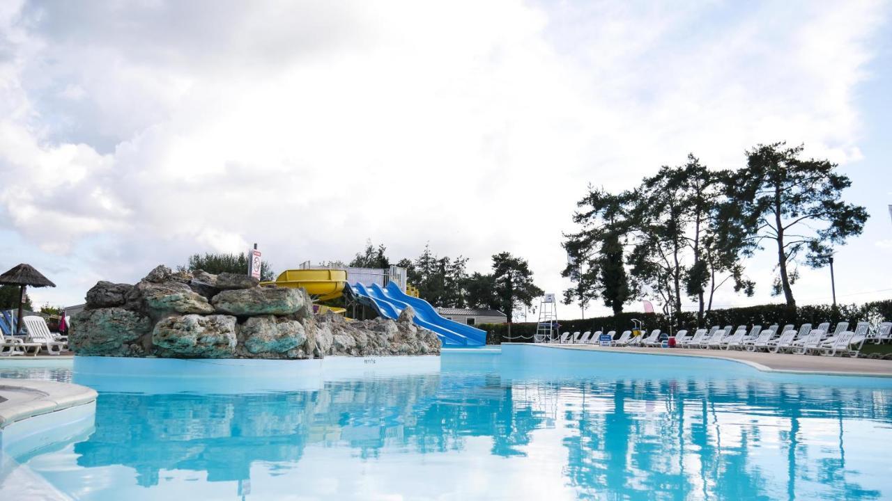 Camping Officiel Siblu Domaine De Dugny Онзен Екстер'єр фото